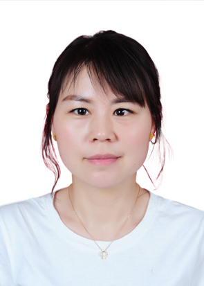 副秘书长 李小娟
